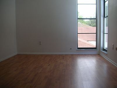 5th image of 4606 Country Hills Dr