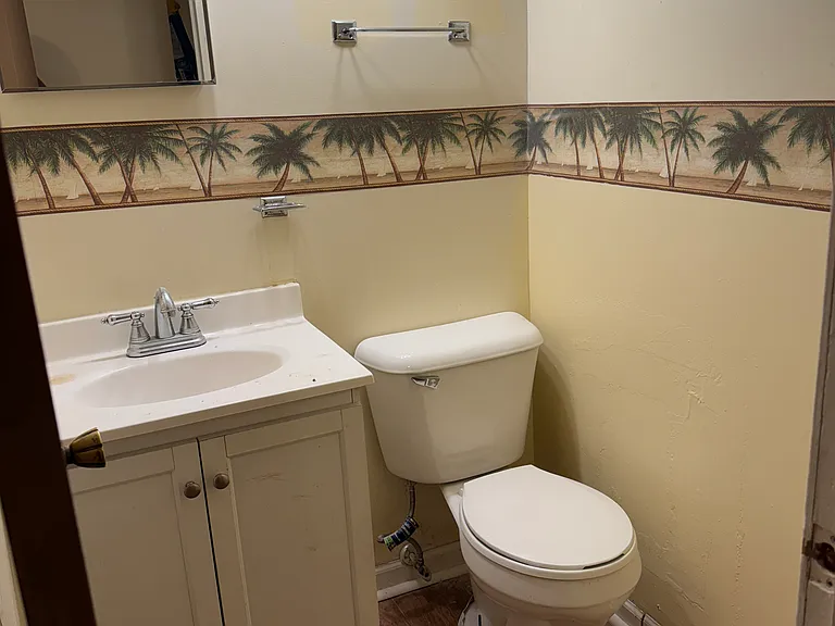 6155 Kit Carson Dr — Photo 2