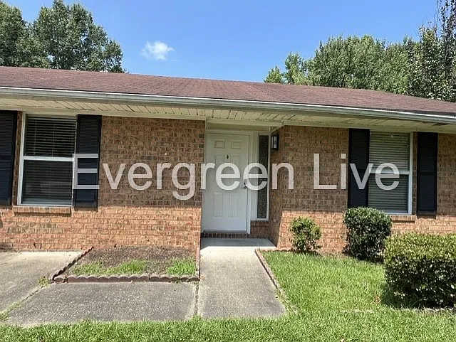 110 Willow Gardens Ct — Photo 2