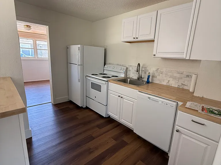 1502 W Grace St — Photo 7