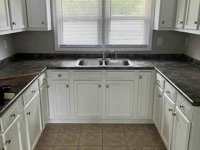 1115 Wright St — Photo 4