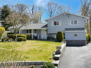 15 Birch Ln, Cortlandt Manor, NY 10567