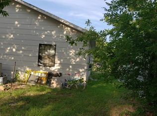 2020 Oak St, Greenville, TX 75401