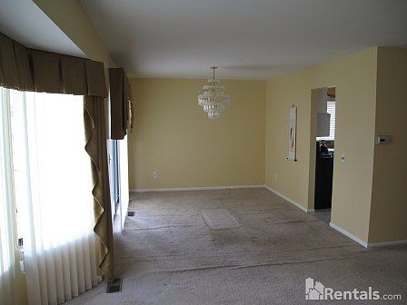 5th image of 17120 Coral Gables St