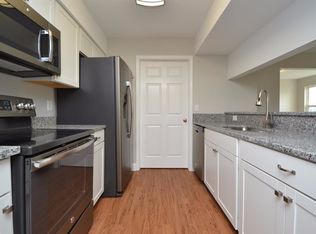 1785 Weatherstone Dr, Ann Arbor, MI