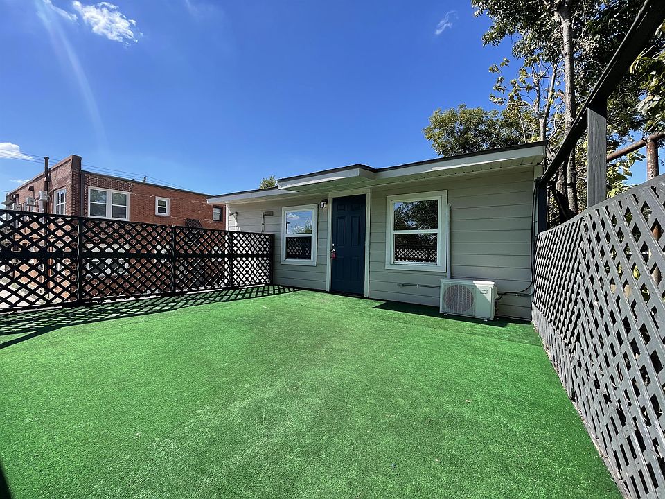 1st image of 4313 Harrisburg Blvd #11