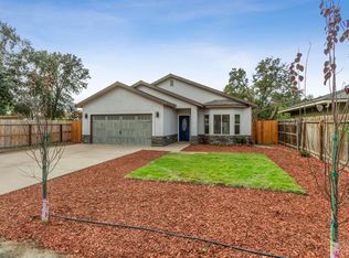1770 N Redington St, Hanford, CA 93230
