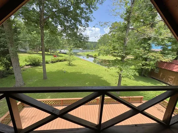 190 Timberlane Loop, Hemphill, TX 75948