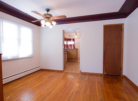 3rd image of 9636 Grand Ave S