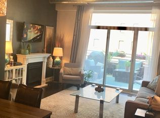 4846 N Clark St APT 201N, Chicago, IL 60640