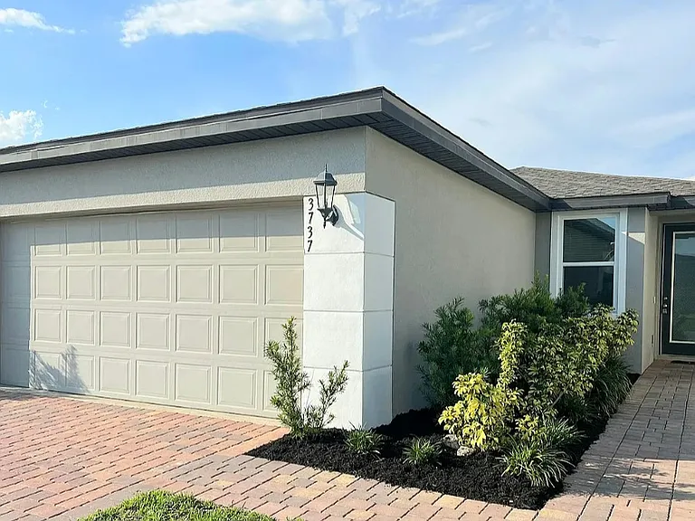 3737 Marbella Way — Photo 2
