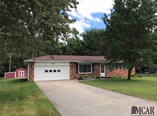8528 Cottonwood Dr, Lambertville, MI 48144