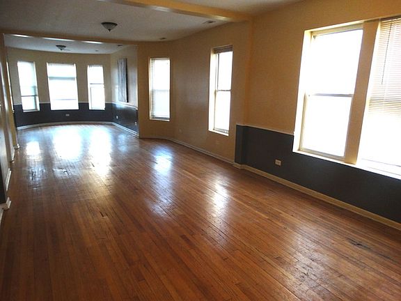 2nd image of 7618 S Emerald Ave