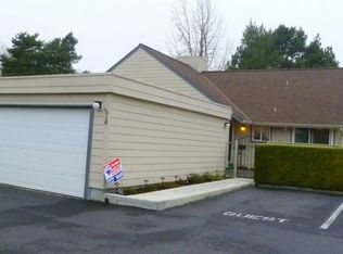 110 NE Village Squire Ave UNIT 14, Gresham, OR 97030