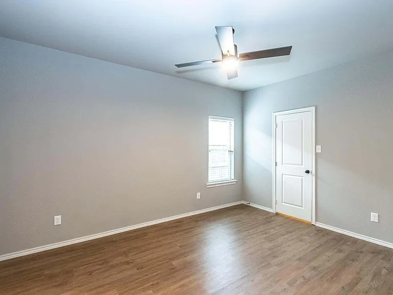 1218 Preston Trl #A — Photo 18