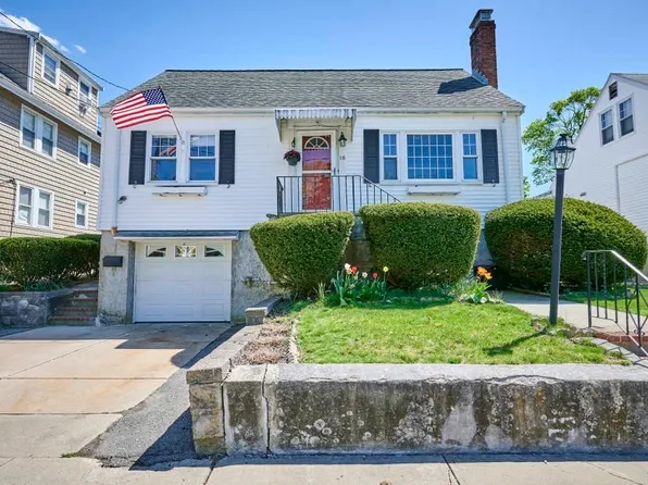 16 Alaric St, West Roxbury, MA 02132