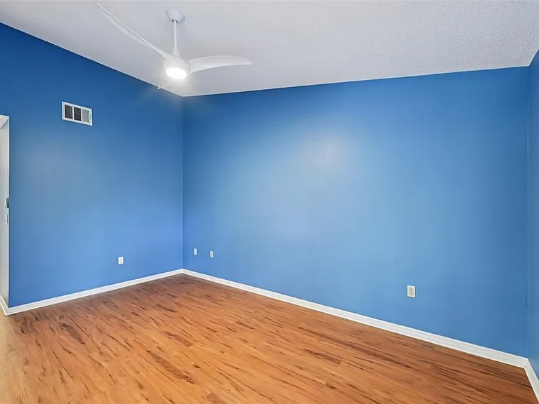 227 Southampton Dr #289 — Photo 27