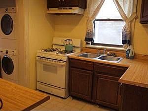 4th image of 609 Belleview Blvd