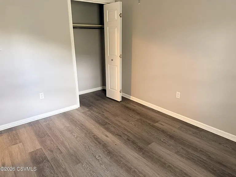 1737 1st St — Photo 7