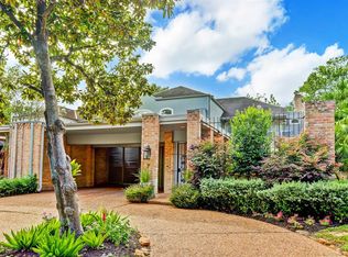 7 Woodstone St, Houston, TX 77024