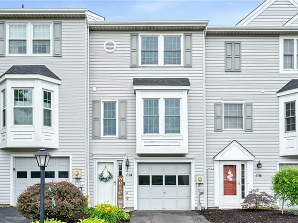114 Westbrooke Ln, Coraopolis, PA 15108