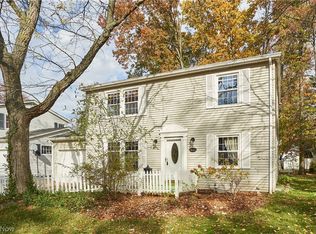 1633 Bancroft St, Cuyahoga Falls, OH 44221