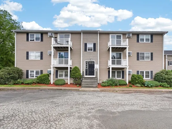 1575 Braley Rd APT 28, New Bedford, MA 02745