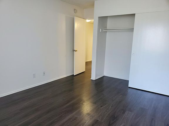 4th image of 451 E Port Hueneme Rd #123