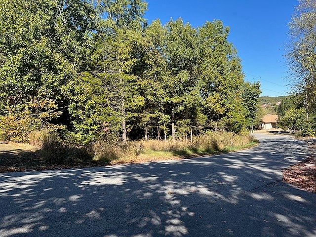 1st image of Elizabeth Dr #1