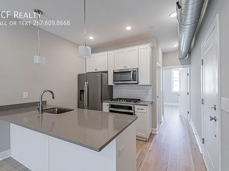 1448 S 52nd St #2 — Photo 2