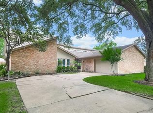 12302 Shelwick Dr, Houston, TX 77031