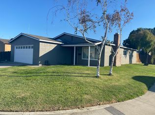 892 Sapphire Ct, Manteca, CA 95336