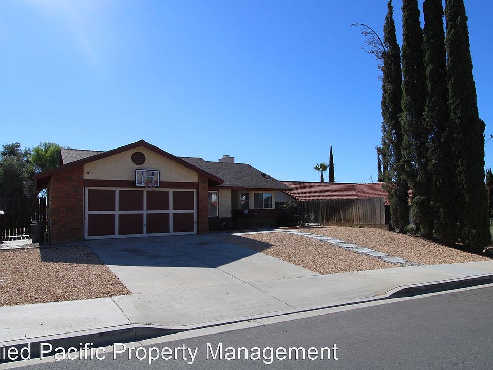 1st image of 24637 Skyland Dr