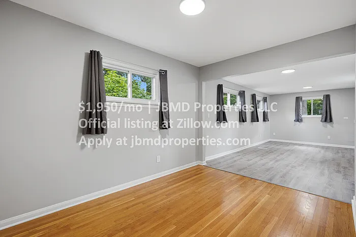 8621 Oak Park Blvd — Photo 17