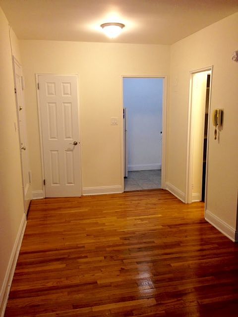 1st image of 4307 39th Pl APT 1L