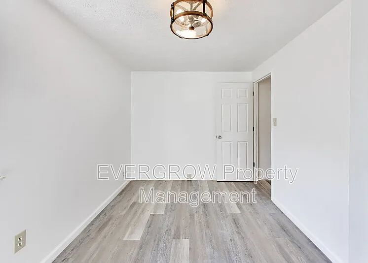 3741 Lima Ct — Photo 17