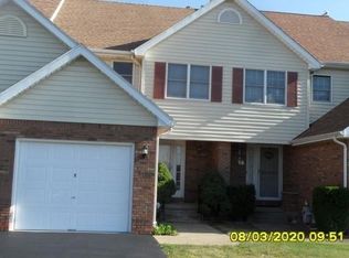 2735 Alder Creek Dr N APT E, North Tonawanda, NY 14120