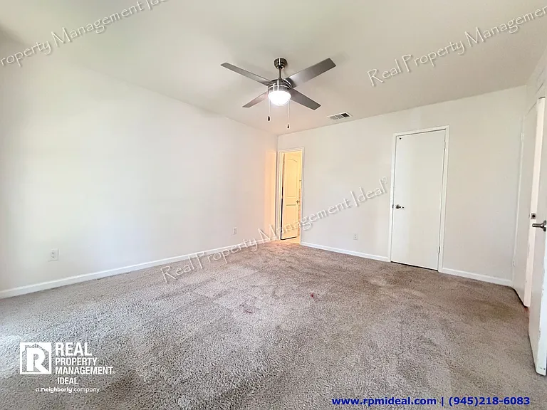 407 Ivy Way — Photo 12