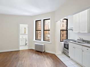 218 W 10th St APT 2G, New York, NY 10014