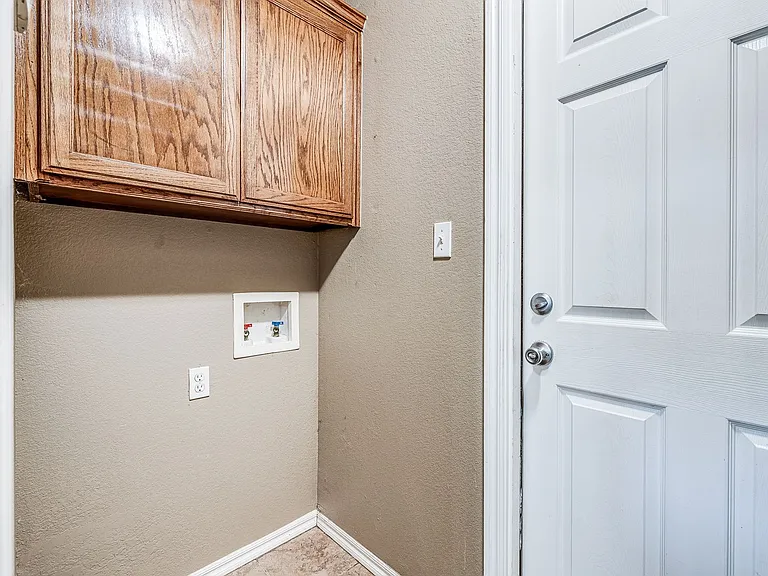 1104 Westridge Dr — Photo 19