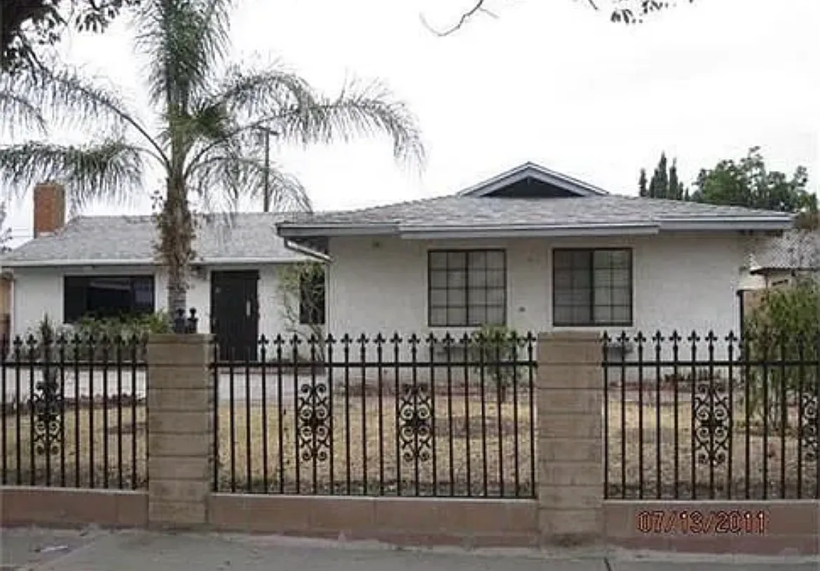 3 bed, 1782 sqft, $2,301 — Photo 1