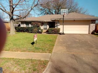 423 Anice Ln, Euless, TX 76039