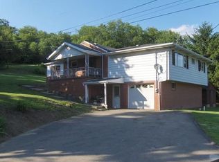 12 Little Run Ln, Bulger, PA 15019