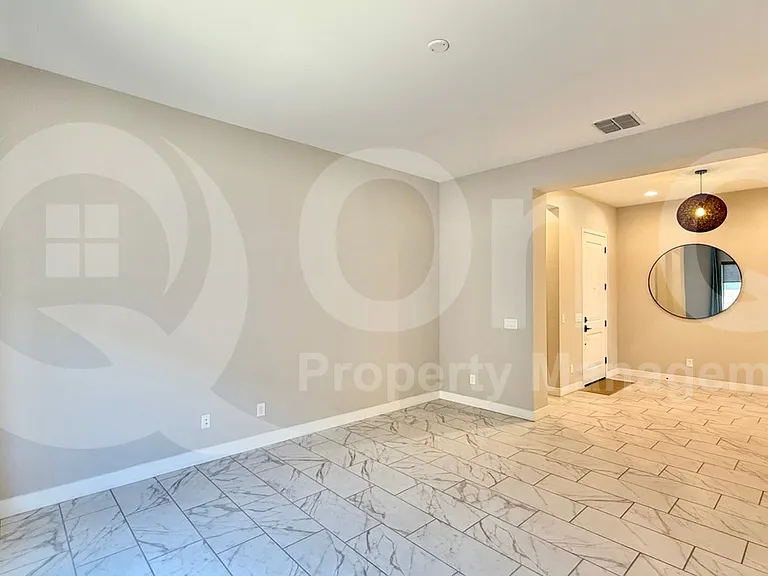 10741 E Tarragon Ave — Photo 9