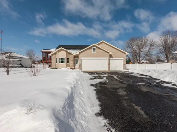 6241 Karston Dr NE, Albertville, MN 55301