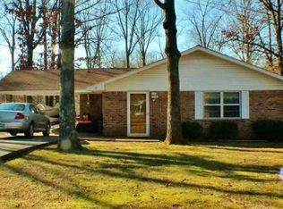 235 Shelia St, Florence, AL 35633