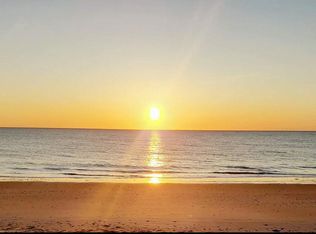 19 Gentian Rd, Hampton, NH 03842