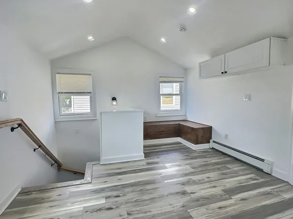 41 Taff Ave #3, Stamford, CT 06902