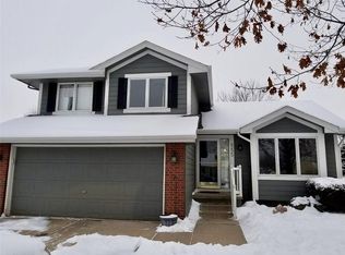 555 NE 56th St, Pleasant Hill, IA 50327