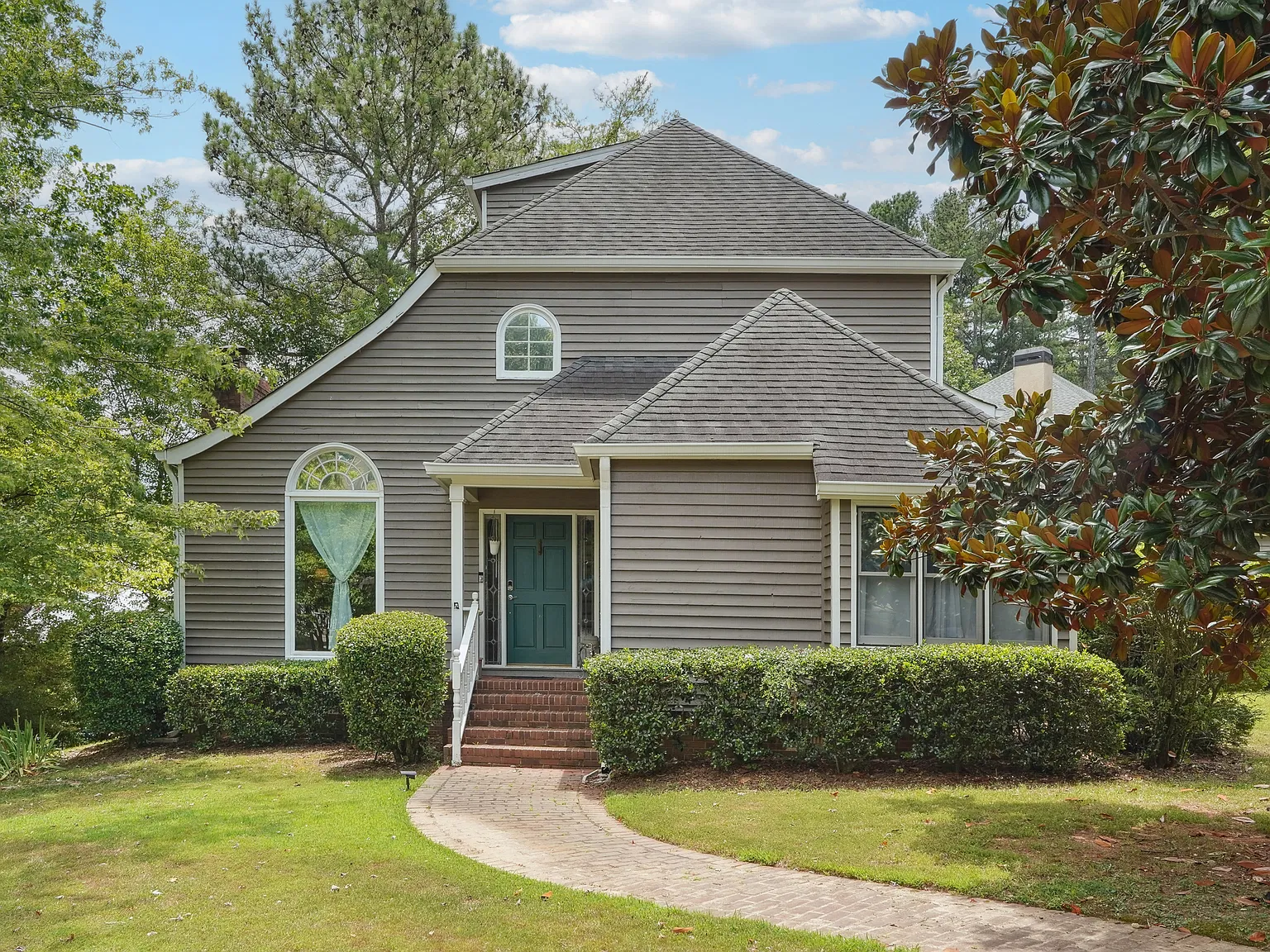 2285 Twelvestones Dr — Photo 2